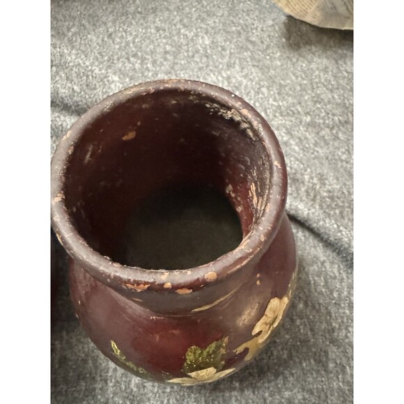 Hand-Painted Lacquer Vases – Burgundy Floral – Set of 2 - Picture 4 of 8